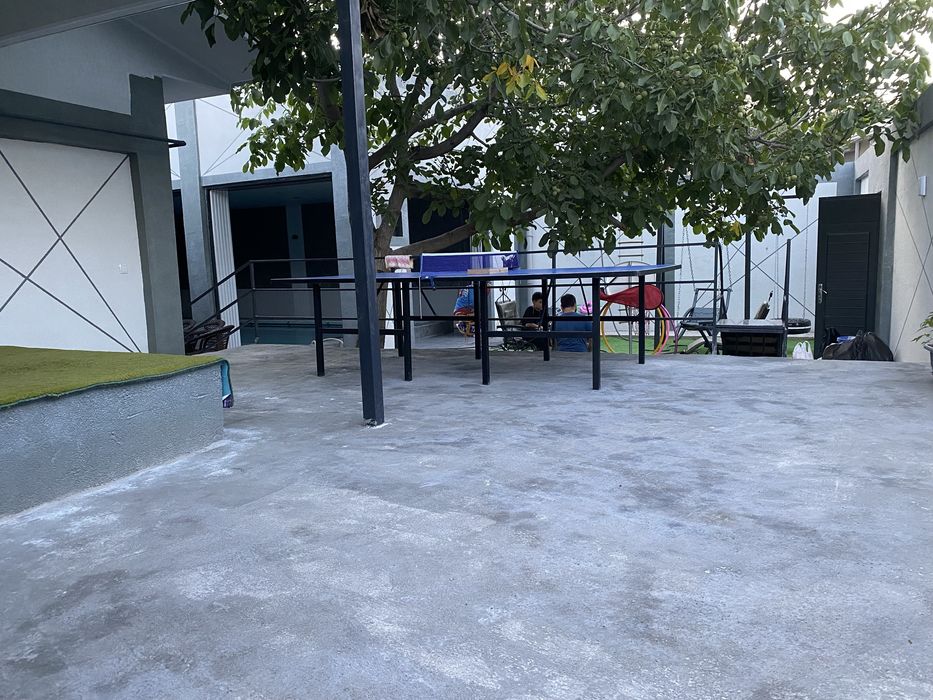 oqtosh dacha oilaviy sauna basseyn isitiladi foodbol polyasi bor