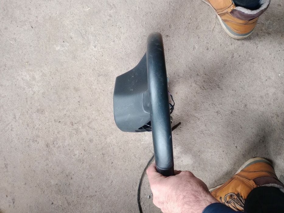 Отличен волан Опел астра К 19г с подгрев