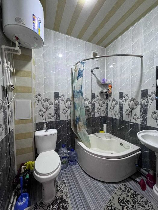 2 хоналик квартира 2 кават кирпичный дом, сахарный больница