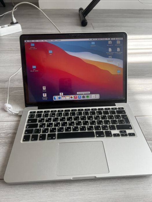 Mac book pro 13inch (2014 года)