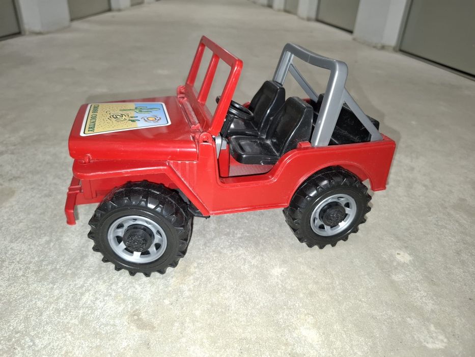 Jucarii bruder jeep