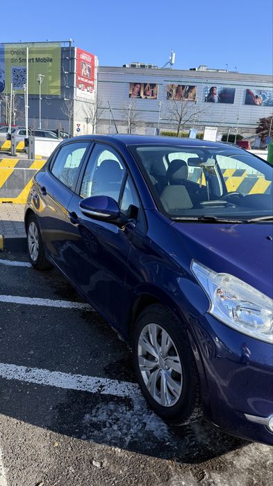 Peugeot 208 – 2015 | 1.2 benzină