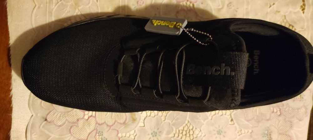 Кроссовки Bench 46