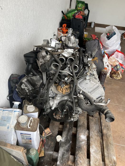 Motor Bmw x5 f15 4.4 benzina v8 n63 are 2 pistone sparte