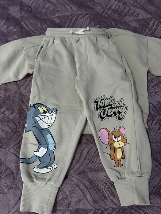 Детско костюмче