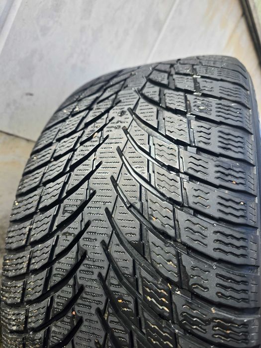 Nokian 245/40/18, dot 3321, 6mm, 3бр. ИЗГОДНО!