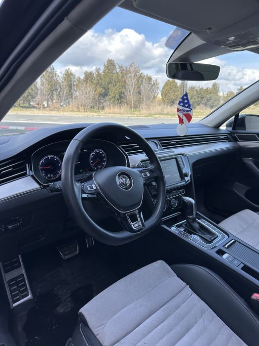 Urgent Volkswagen Passat B8 R-Line 2.0 TDI DSG FULL!!!
