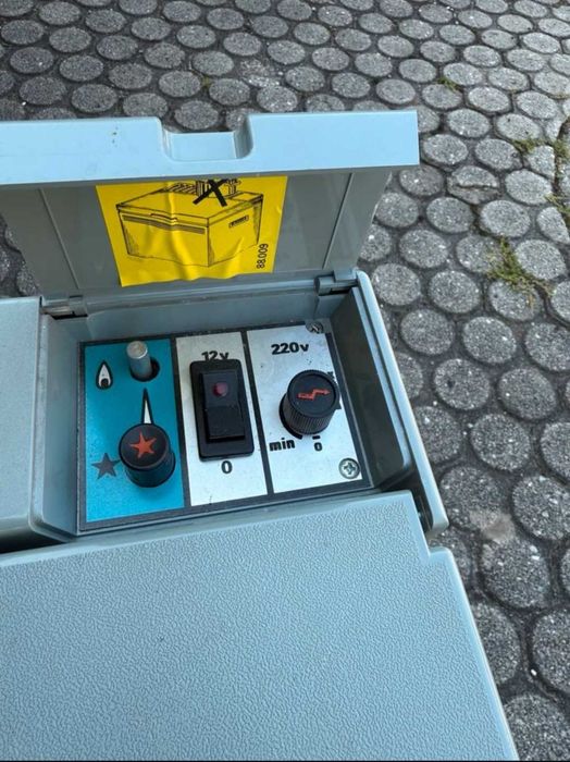 Хладилна ракла "Sibir" 33л- Газ, 12v, 220v