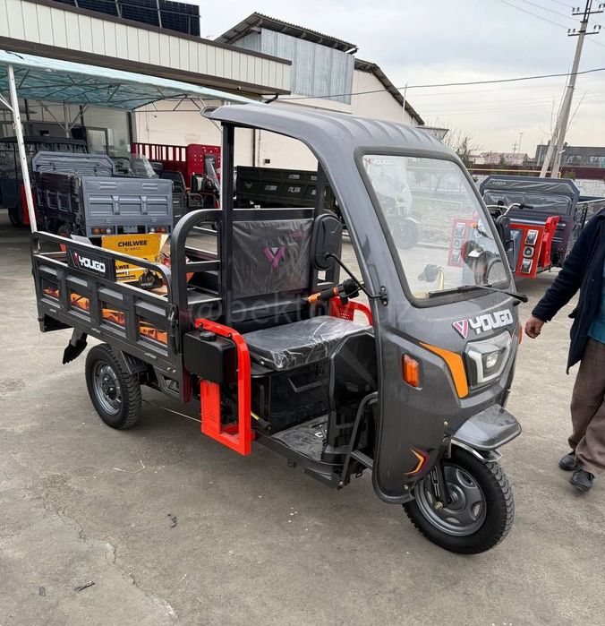 Трицикл электромуравей Yougo 72V 2000W до 1000кг мотороллер полукабина