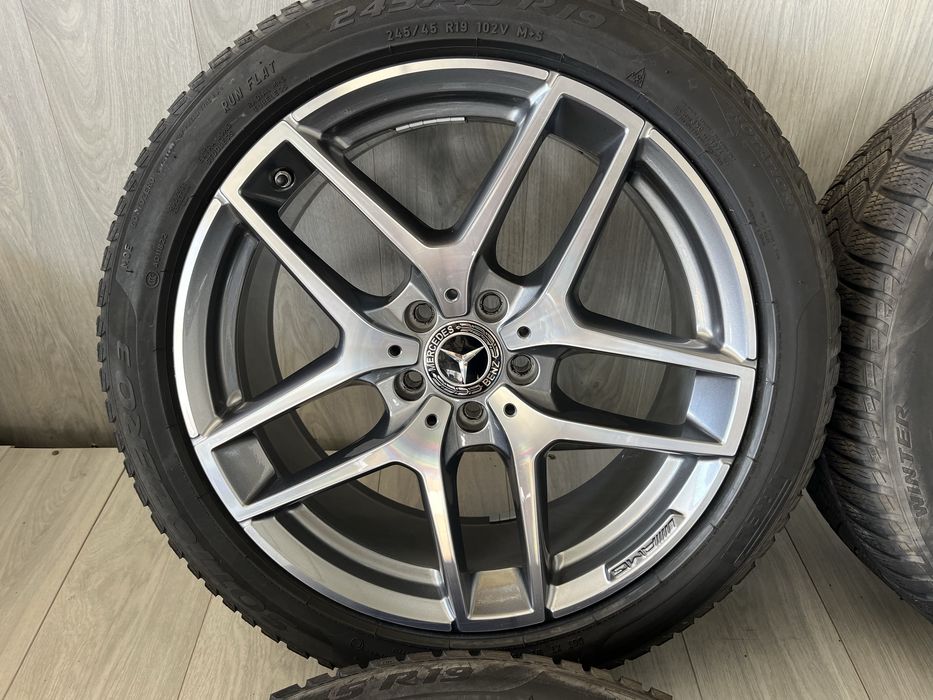 Оригинални джанти 19 цола АМГ 5х112 за Мерцедес ГЛЦ W253, ГЛЦ 43 АМГ/AMG със зимни гуми 245/45/19