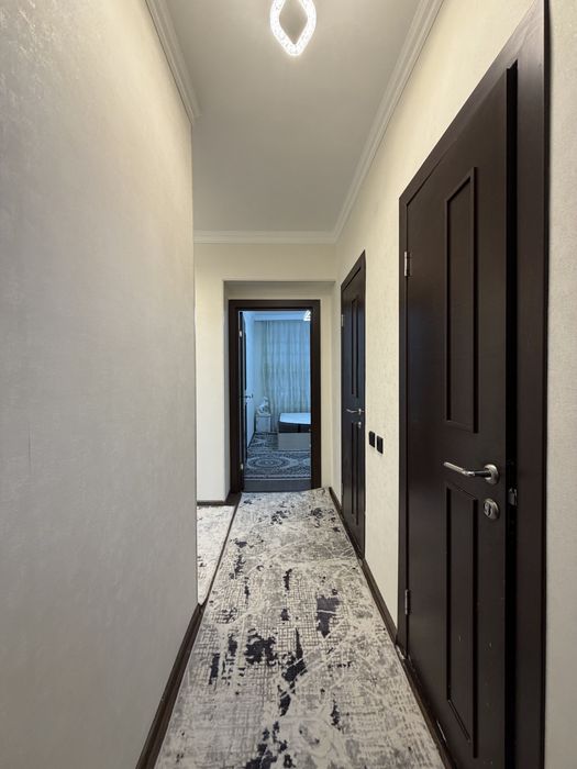 Сергели 5А 3 хона срочно ижарага берилади