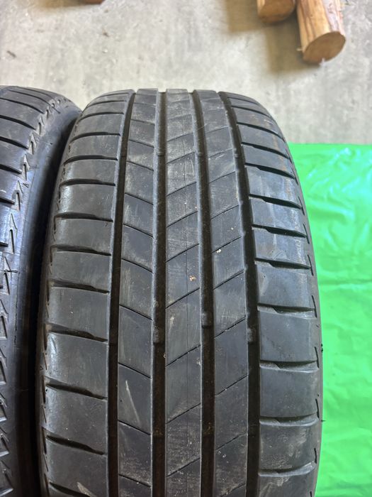 Vand 2 Anvelope Bridgestone 215/50/17