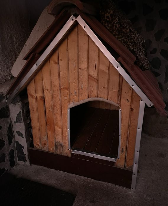 Колиба за куче Подарявам