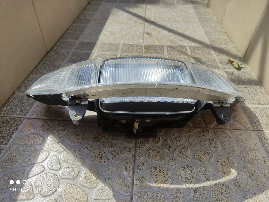 Фар за Honda Golgwing 1500