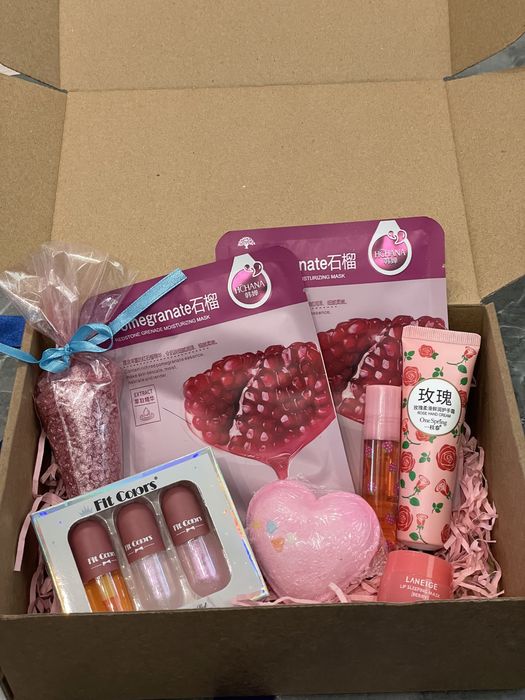 Подарочные боксы