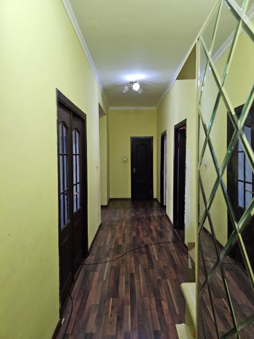 Своя квартира. Продам квартиру в Юнусабадском районе. Рядом с метро.