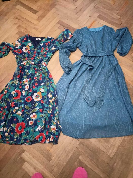 две красиви рокли