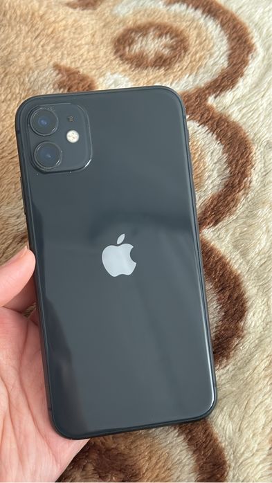 продаю Iphone 11