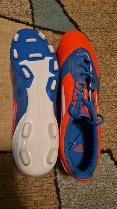 Ghete fotbal Adidas noi 46
