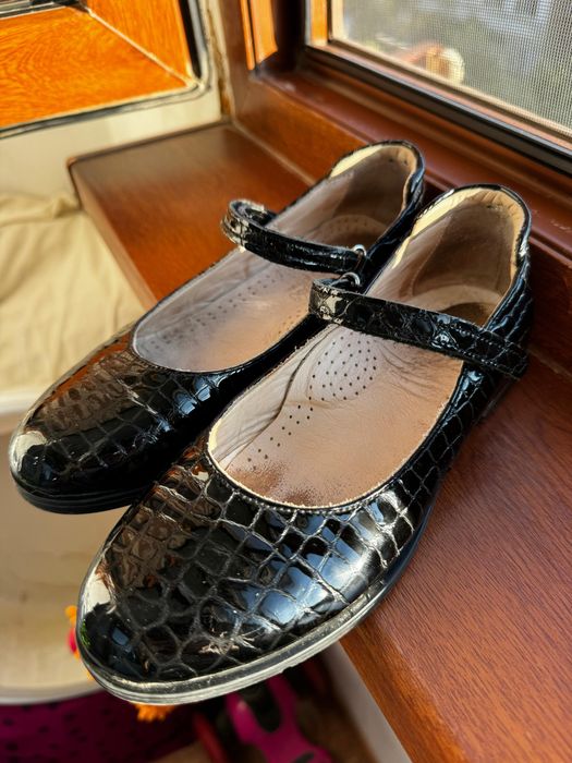 Осенние туфли в школу TIFLANI