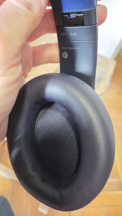 Beats Studio Pro – като нови, използвани 2 месеца