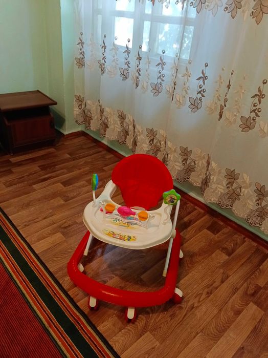 Продам ходунок в отличном состоянии.