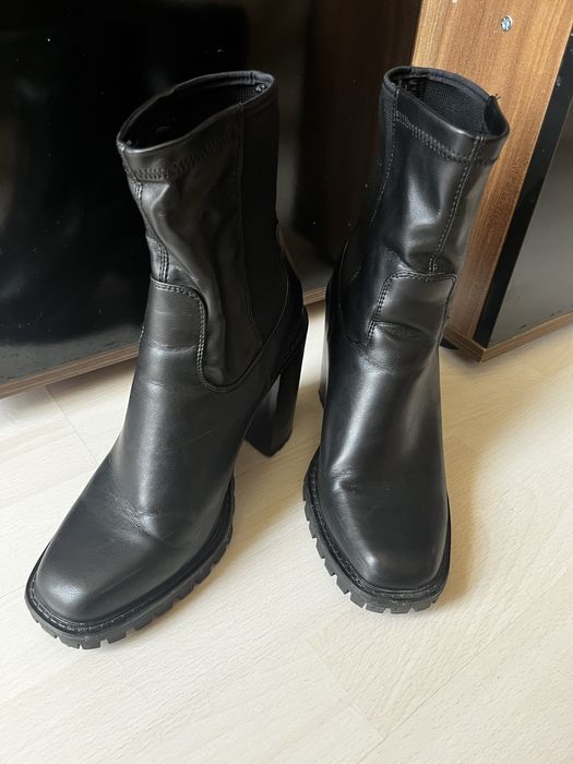 DeeZee боти с ток