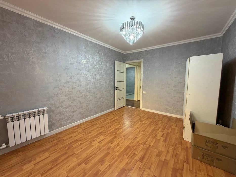 Срочно Продается квартира от Собственника 3х комнатная