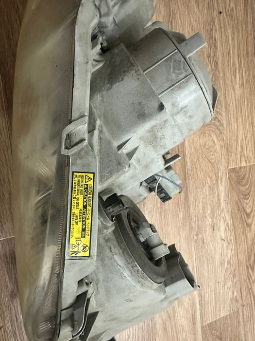 Фары на камри 40