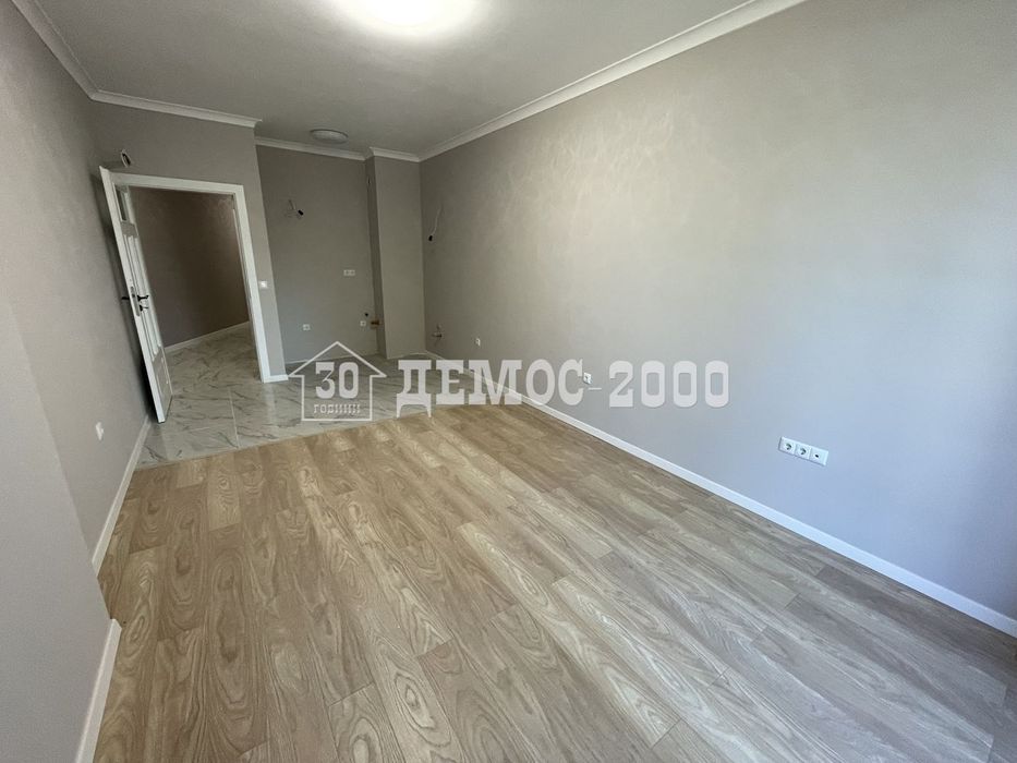 Продава се Двустаен апартамент в к.к. Св.Св. Константин и Елена - 67 кв.м за 1956 €/кв.м - Снимка #2