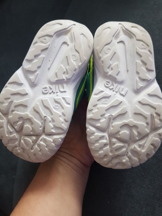 Adidasi Nike star runner marimea 22