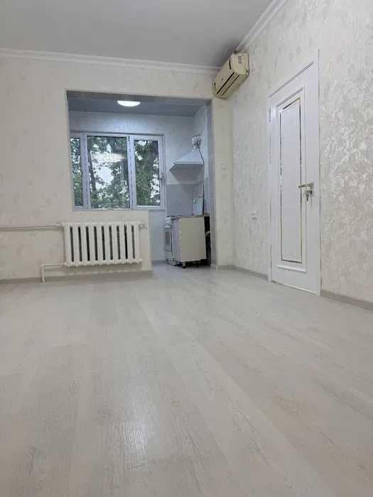 СРОЧНО Ялангач! Продается 1-комнатная! Институт Культуры 35м2!