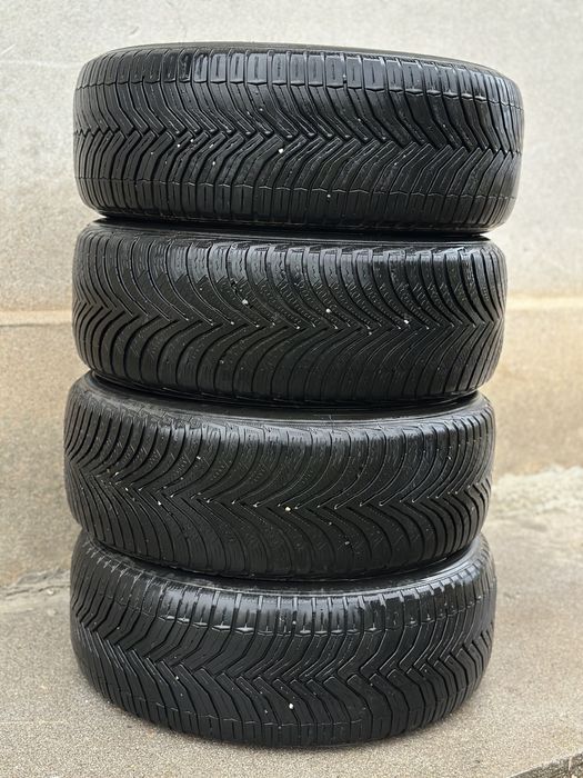 Vând Jante Aliaj cu Anvelope