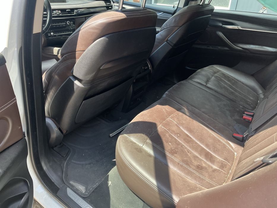 BMW X5 F15 4.0D 313 к.c. на части