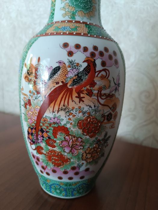 Ваза с восточным мотивом