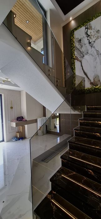 Balustrade din sticlă securizată/usi glisante/cabine de dus