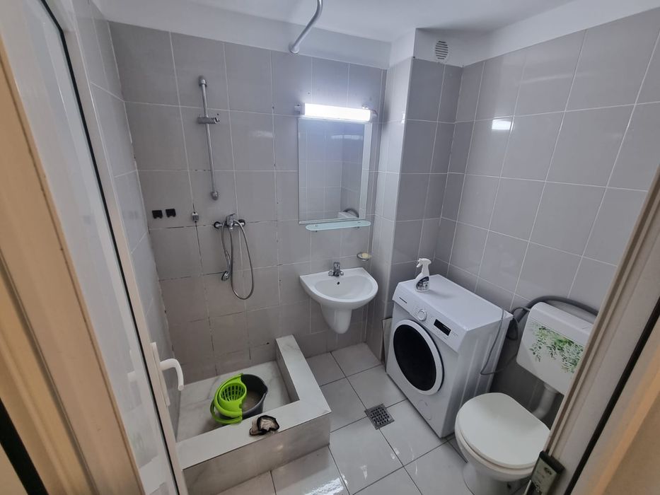 Proprietar închiriez ap 1 cam. Lipovei