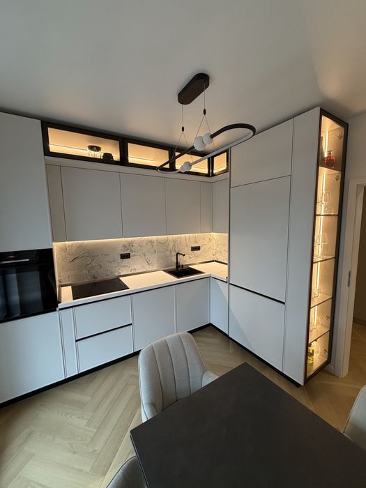 Bucatarie la comanda / Mobilier la comanda