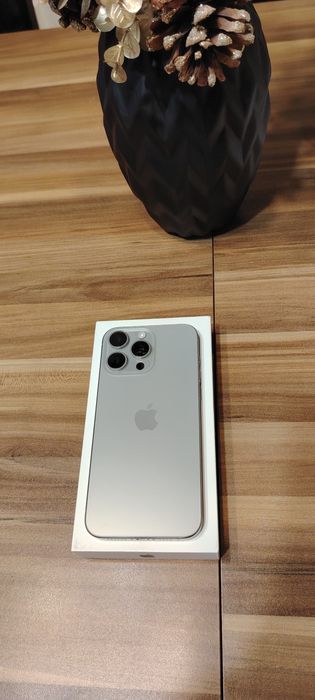 iPhone 15 Pro Max Titanium  512 GB impecabil, ca nou