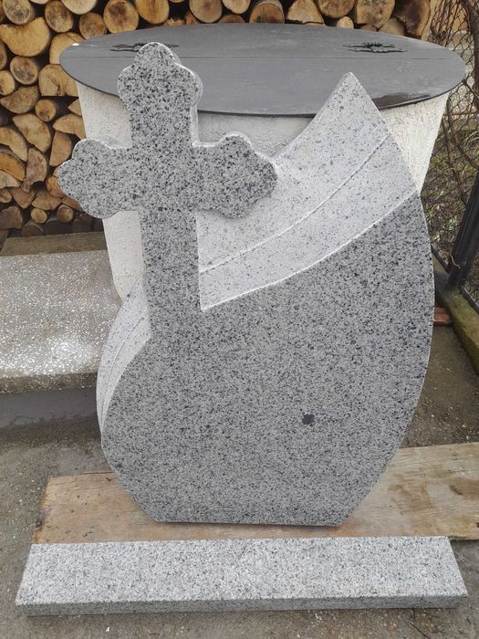 Vand monumente funerare (cruci)