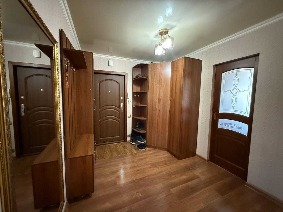 Продам 2 ком квартиру Хименко