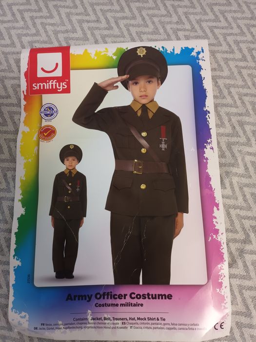 Costum de soldat , mărimea 134 , vârsta 8-10 ani, preț 200 RON