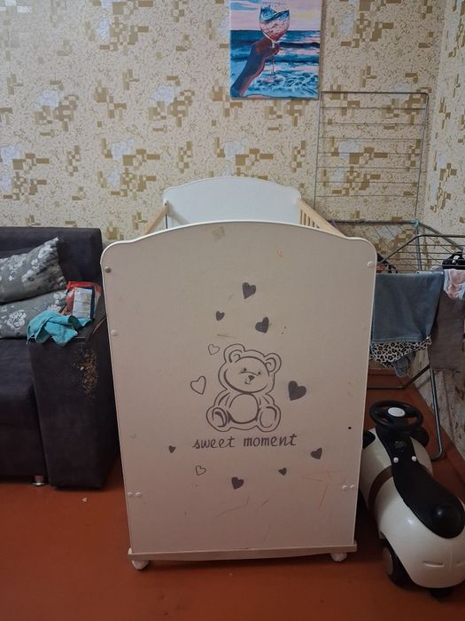 Детская кроватка