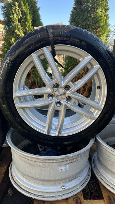 Джанти с зимни и летни гуми 5х100/17