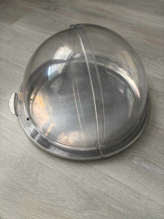 продам большую тортовницу / тортницу