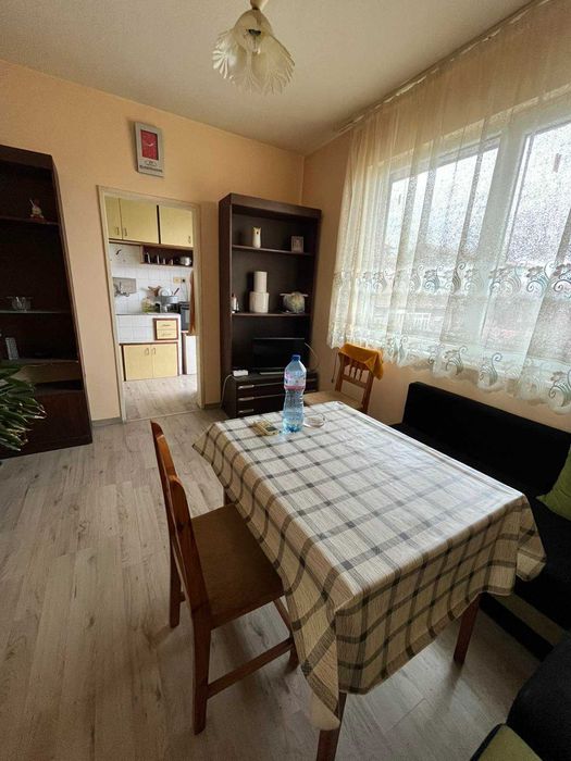 Четиристаен апартамент в кв.Овчарски,гр.Хасково