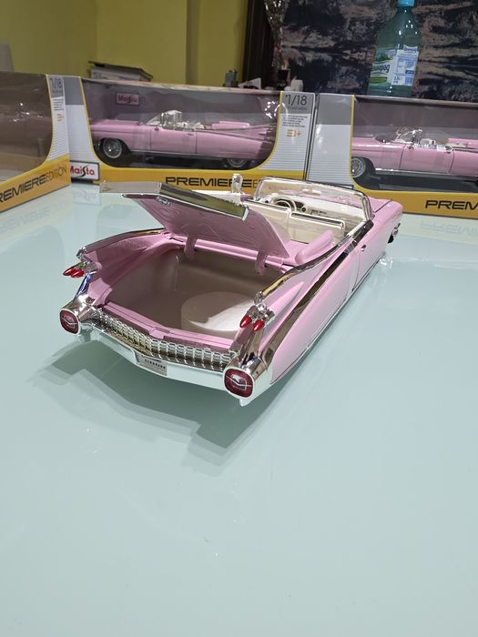 Cadillac Eldorado (1:18)