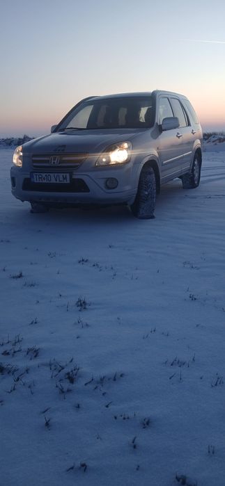 Vând Honda CR-V 4×4