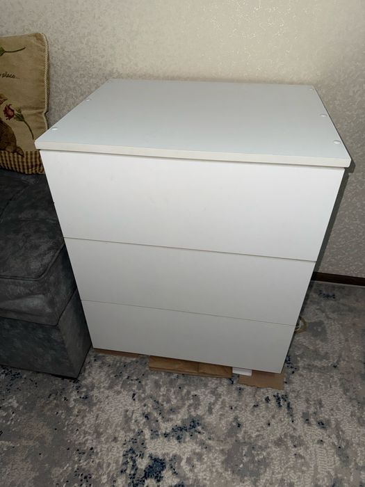 Продается белый камод