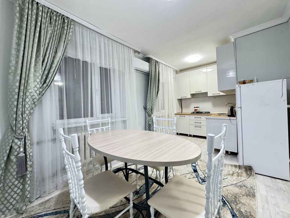 Центр орталыктан посуточно квартира 2-3-4 комнатный